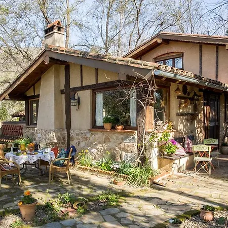 La Casa Del Bosque * Navaconcejo